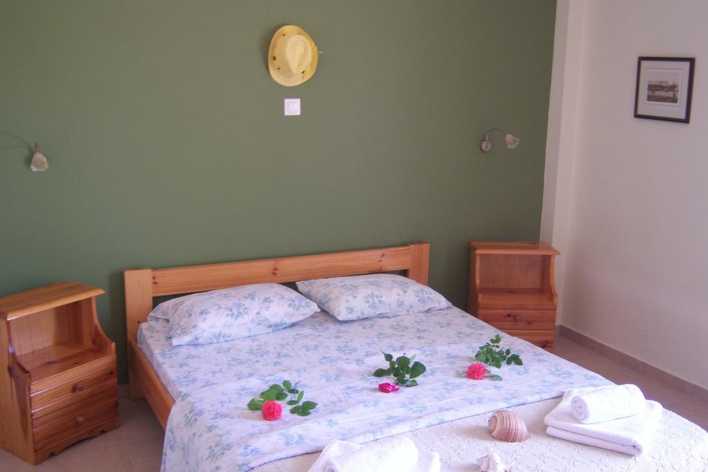 Melina Apartment Loutrópolis Thermís Habitación foto